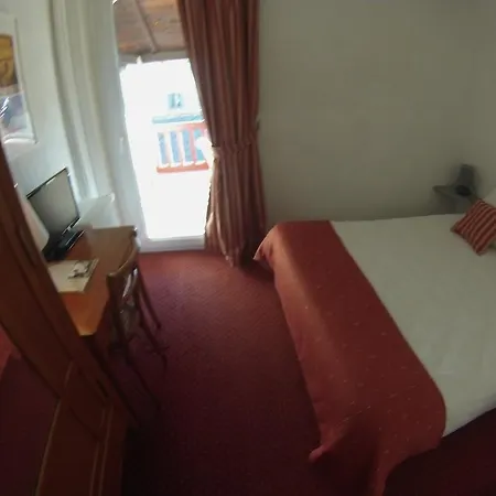 B&B L'auberge Catalane 라투르 드카롤